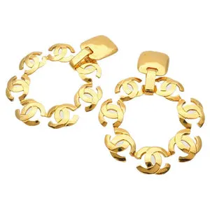 CHANEL - Gold Earrings