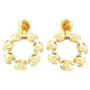 CHANEL - Gold Earrings