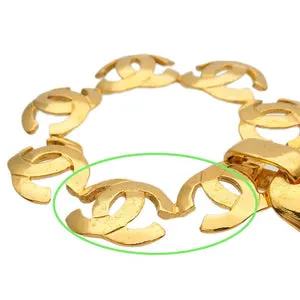 CHANEL - Gold Earrings